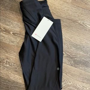 Lululemon chase the chill SHR Pant 28”